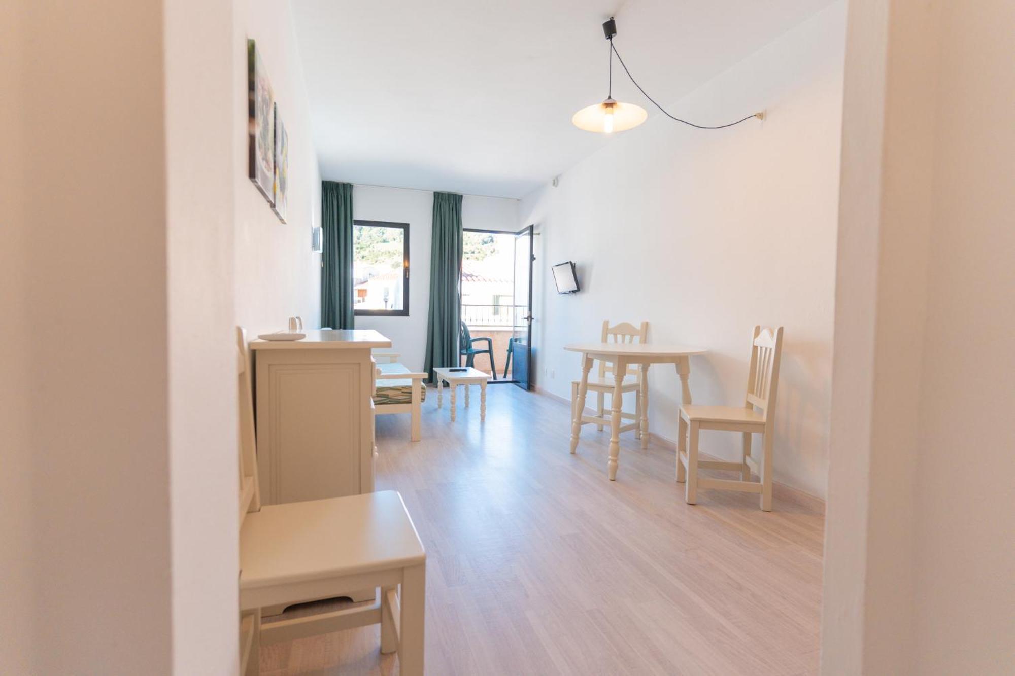 Apartamentos Loar Феррериас Экстерьер фото