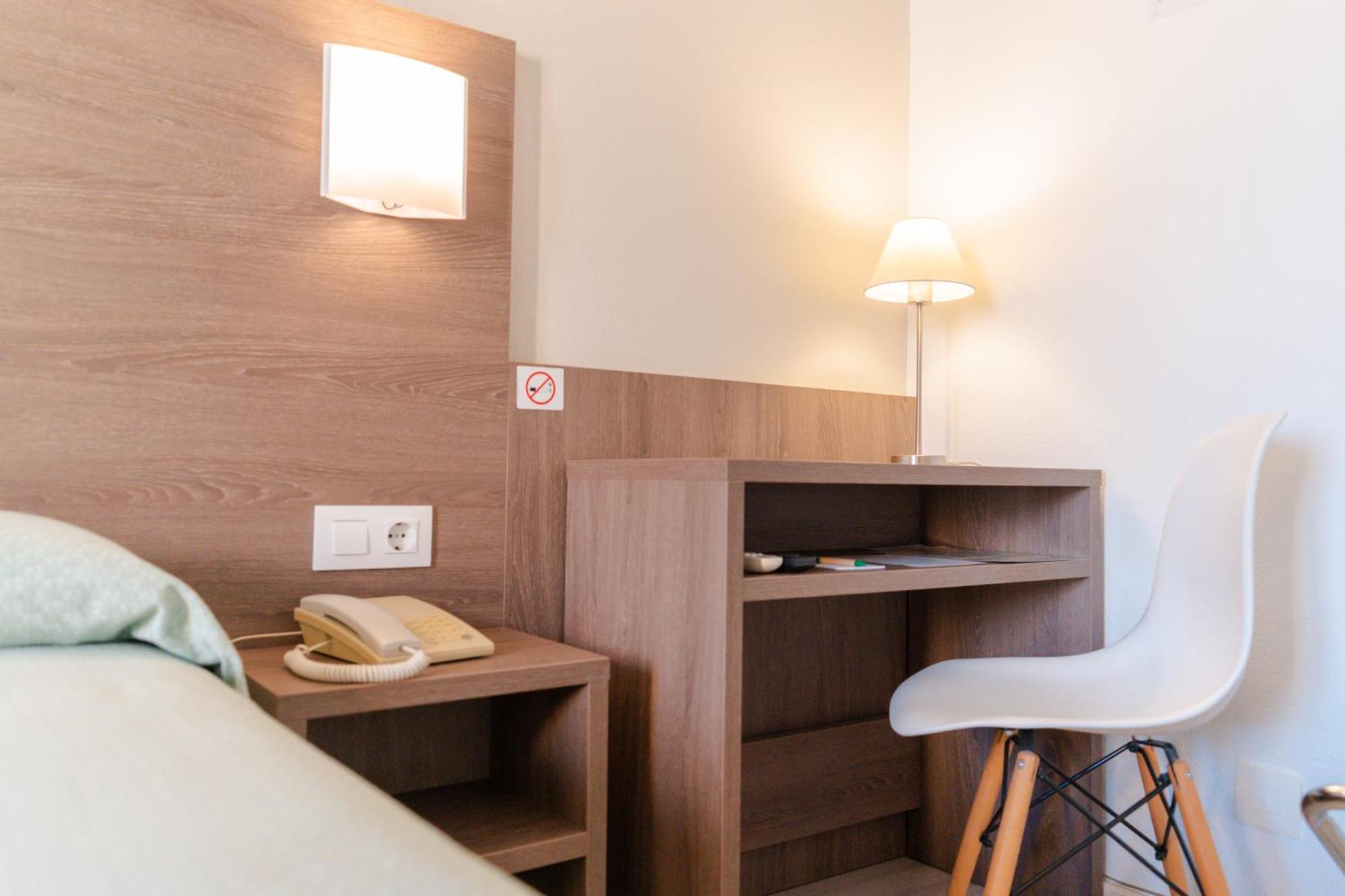 Apartamentos Loar Феррериас Экстерьер фото